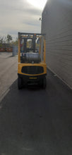 Load image into Gallery viewer, Hyster LPG  5000 lbs. Forklift