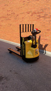 HYSTER ELECTRIC WALKIE 4500 LBS.