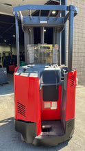 Load image into Gallery viewer, RAYMOND ELECTRIC REACH 4000 LBS.