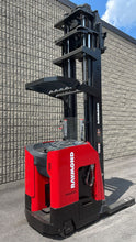 Load image into Gallery viewer, RAYMOND ELECTRIC DEEP REACH 3200 LBS.
