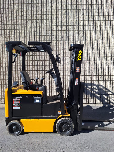 2018 Yale Electric 4000 lbs. Forkilft with Brand New Battery