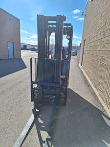 2018 Yale Electric 4000 lbs. Forkilft with Brand New Battery