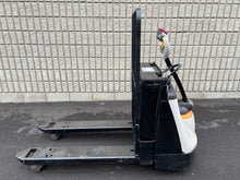 Load image into Gallery viewer, CROWN WALKIE ELECTRIC 4500 LBS.