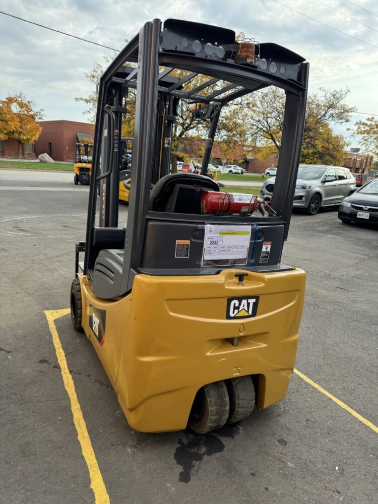 Used Forklift CAT Model HN40980/ 2ET4000 Electric SKU#242232 - Image 3