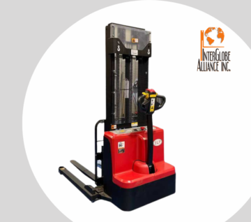 ELF-WS33118 Electric Stacker with adjustable Legs 3300 lbs.