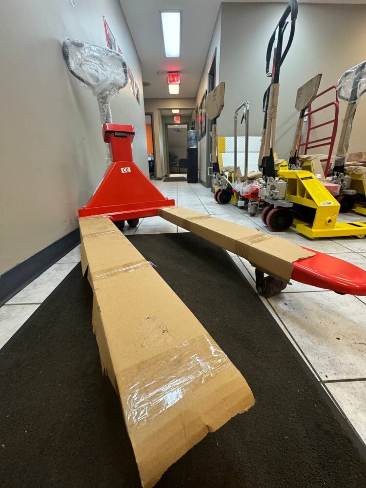 Pallet Truck (Jigger) 2500 KG With Scale - Image 2