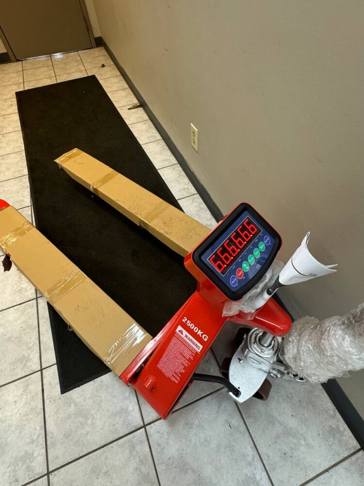 Pallet Truck (Jigger) 2500 KG With Scale - Image 3