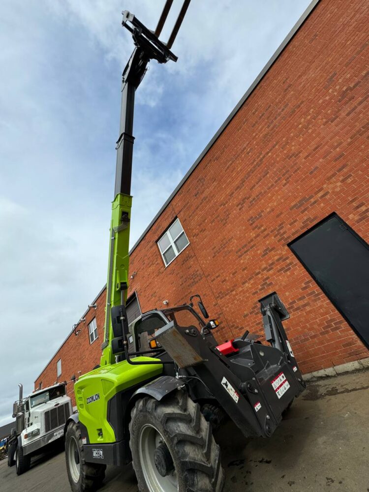 2025 Zoomlion Model ZTH842 Telehandler for Rental | Sell SKU# 252264  suitable for heavy material handling, loading/unloading in warehouses, construction sites, and farms - Image 2