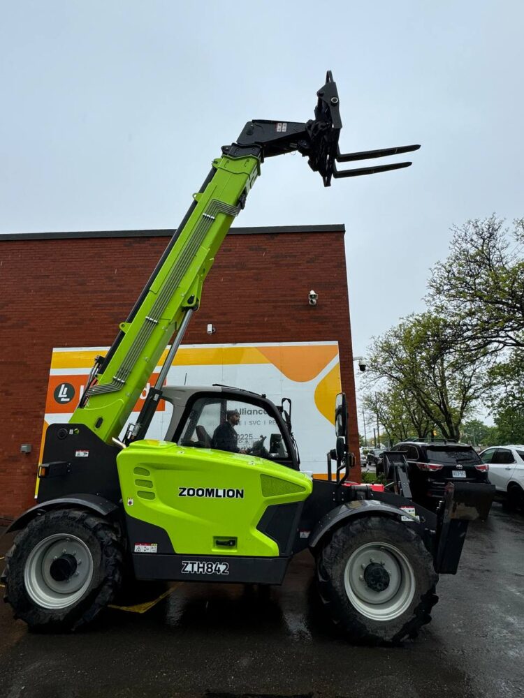 2025 Zoomlion Model ZTH842 Telehandler for Rental | Sell SKU# 252264  suitable for heavy material handling, loading/unloading in warehouses, construction sites, and farms - Image 10