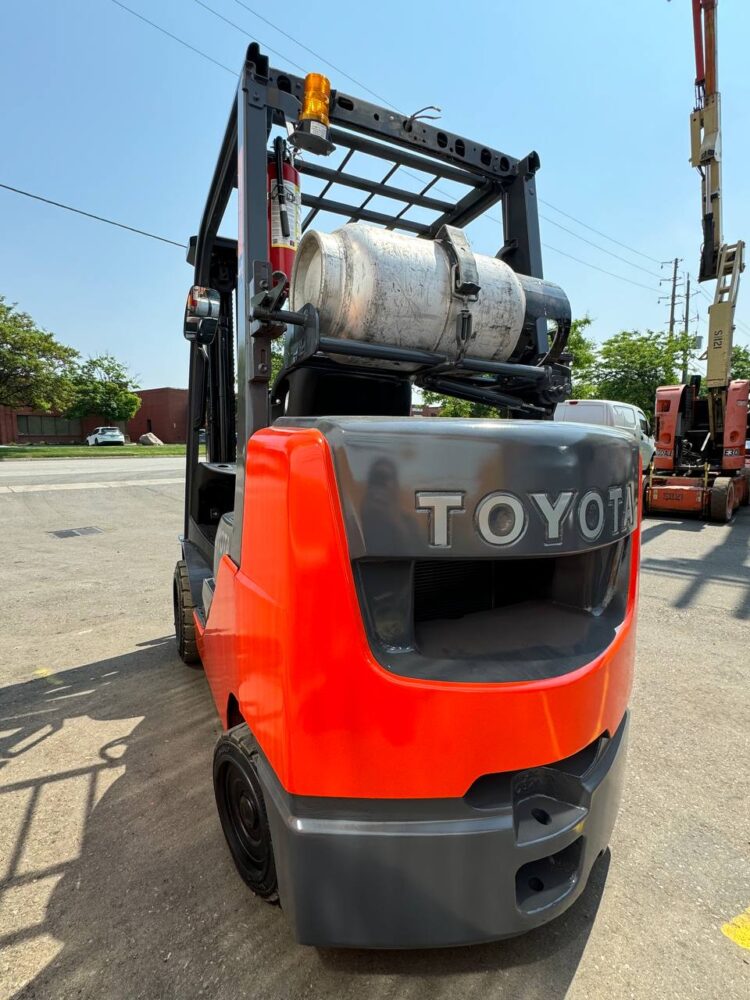 Used Forklift TOYOTA Model 8FGCU32 LPG 2012 SKU#252273 - Image 5