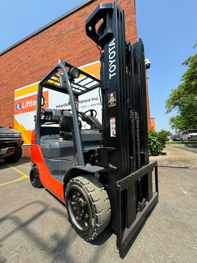 Used Forklift TOYOTA Model 8FGCU32 LPG 2012 SKU#252273 - Image 2