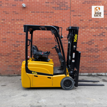 2017-used-yale-erp040vtn36te-electric-forklift-sku-262355-3700lb-1