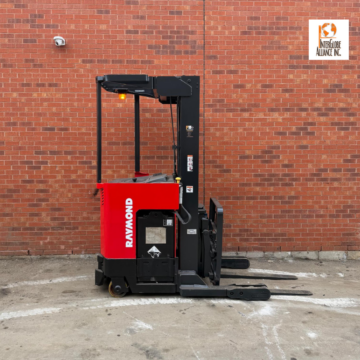 2015-used-raymond-ez-r40tt-electric-reach-truck-sku-262357-4500lb-1