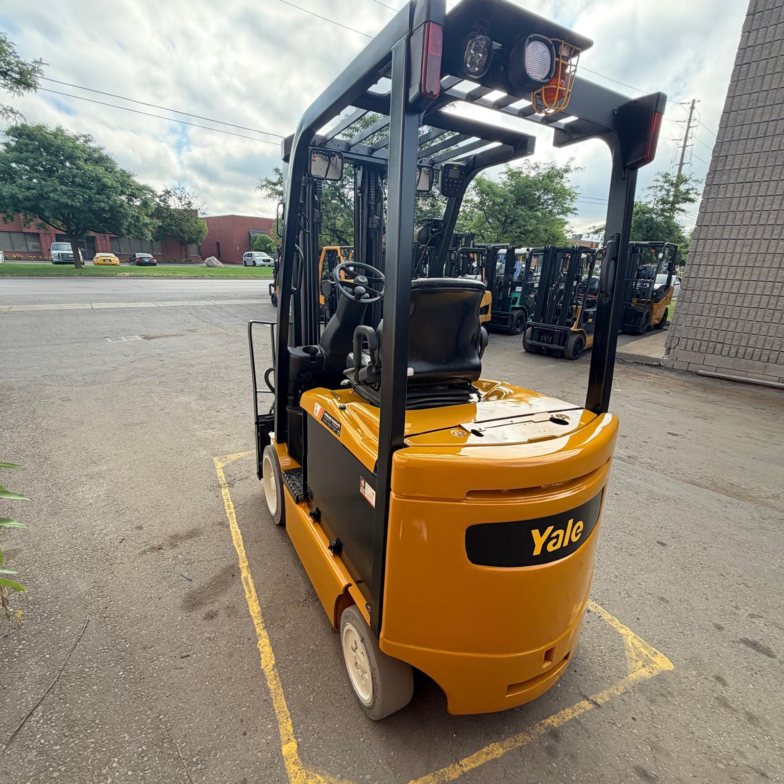 2021 Used Yale ERC060 Electric Forklift 262419 – 6,000 lb - Image 3