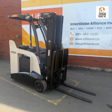 2018-used-crown-rc5545-40-electric-dock-stocker-262371-4000-lb (2)